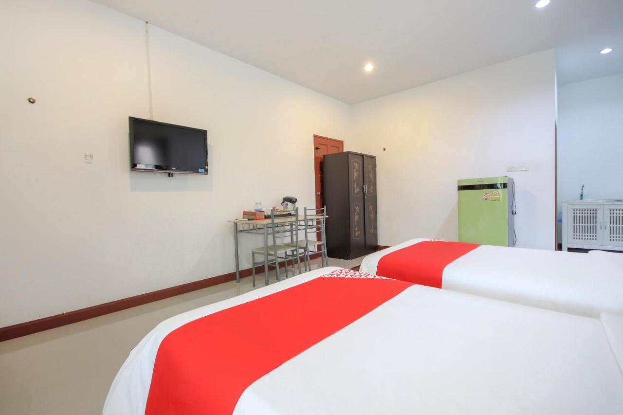 Oyo 75373 Chamil House Otel Nai Harn Dış mekan fotoğraf