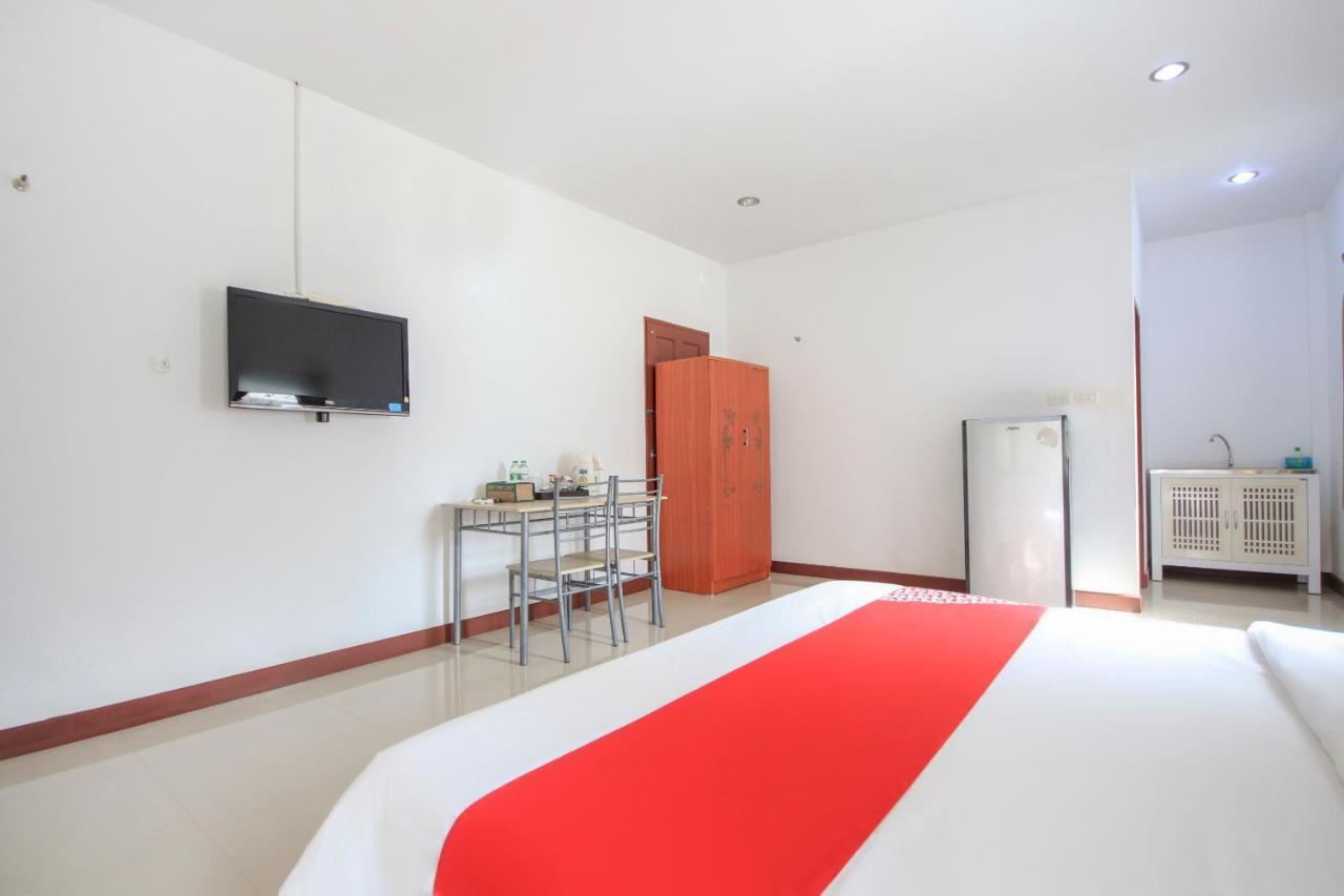 Oyo 75373 Chamil House Otel Nai Harn Dış mekan fotoğraf