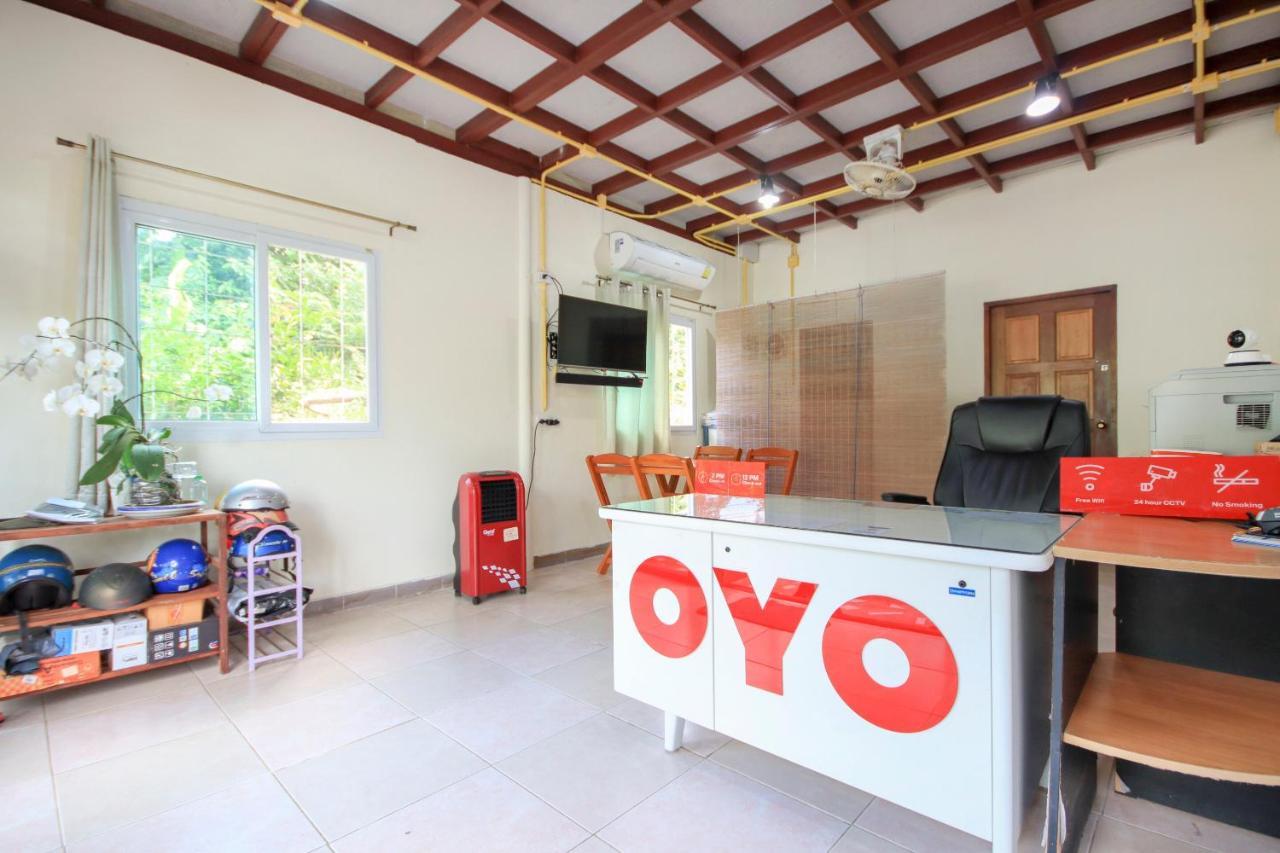 Oyo 75373 Chamil House Otel Nai Harn Dış mekan fotoğraf
